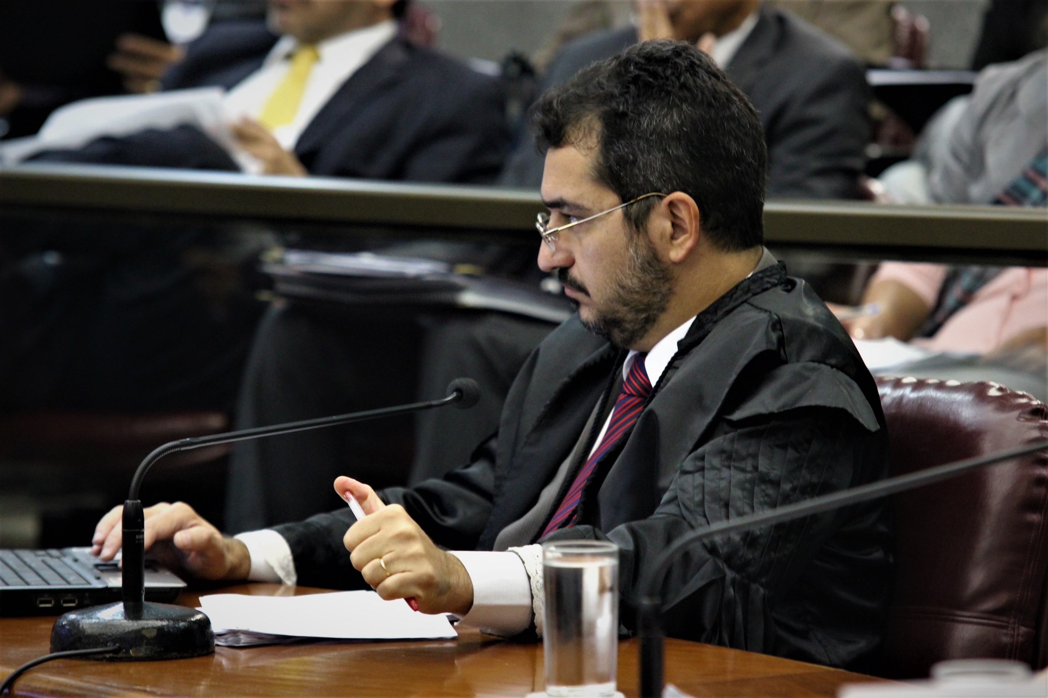 O relator do processo, conselheiro Cláudio Terrão (Foto: Karina Camargos Coutinho)